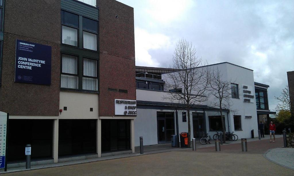 Mw Townhouse Hotel EDI Buitenkant foto