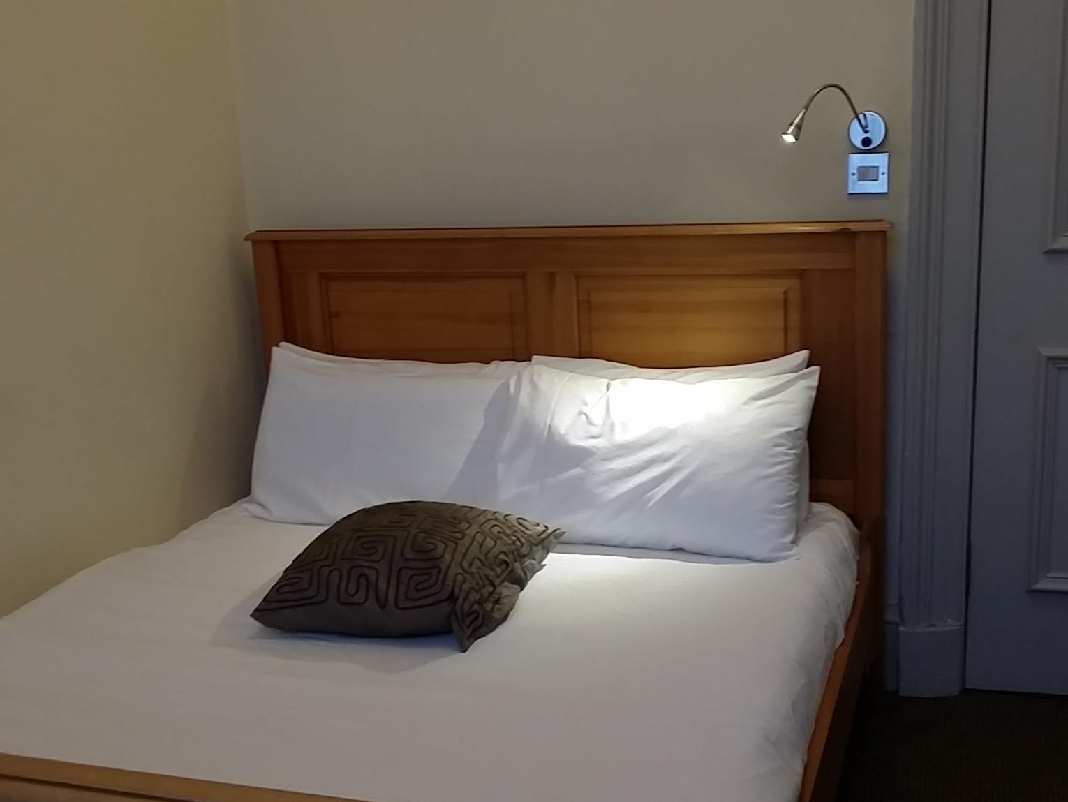 Mw Townhouse Hotel EDI Buitenkant foto